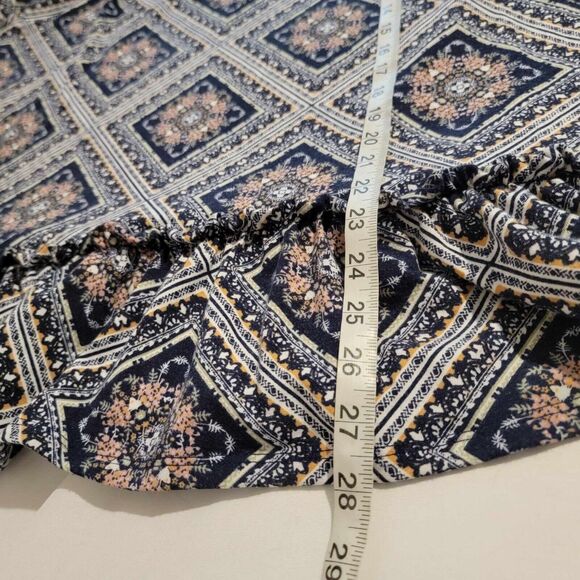 Womens Size 1x Top Boho Ruffled Peasant Shirt Mandala Diamond Geometric Frilly - Picture 6 of 6